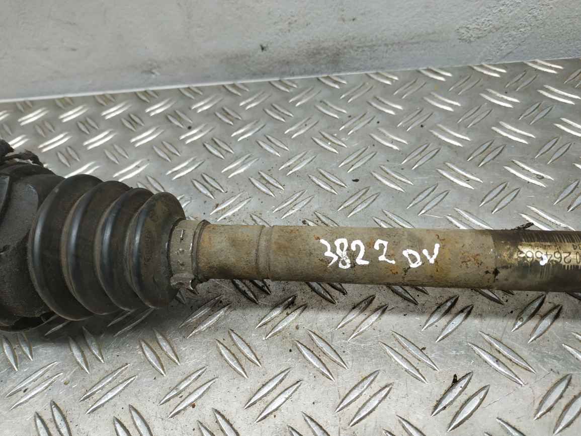 Renault (RVI) Megane 03-09 привід піввісь перед R DV3822
