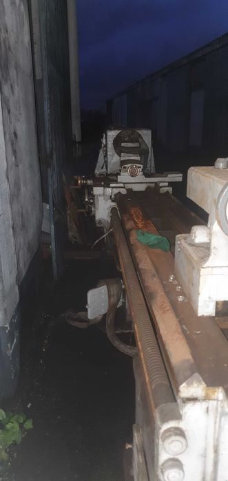 Torno mecanico de grande dimensao