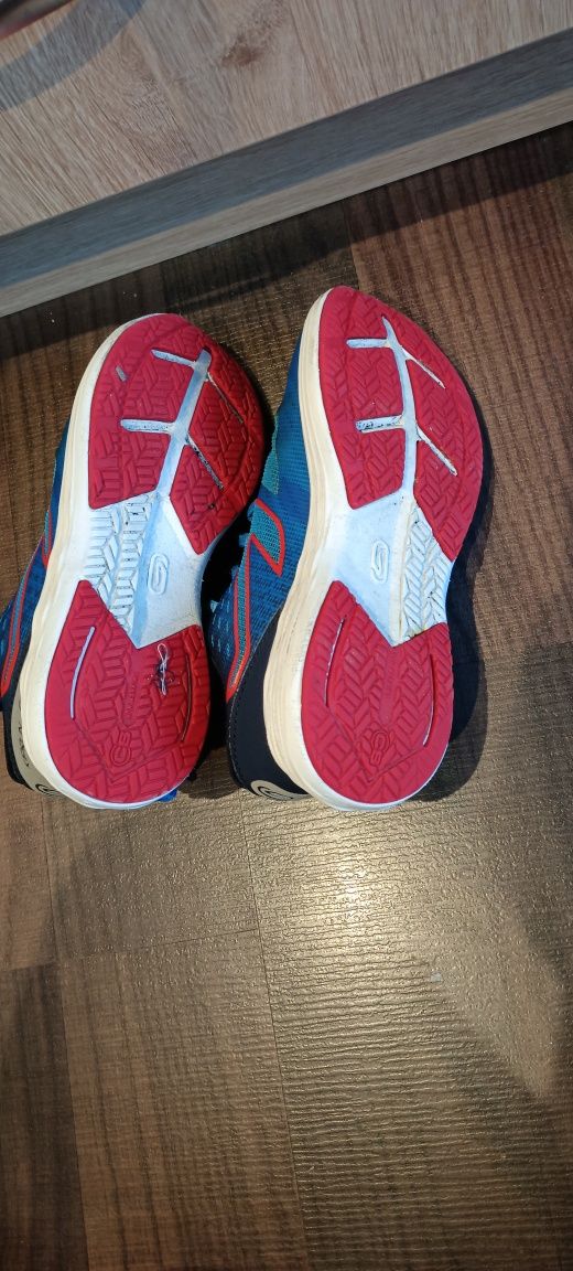 Buty lekkoatletyczne rozmiar 32 Kiprun Fast