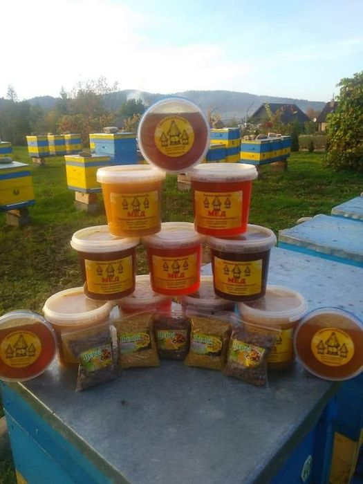 Карпатський Мед та продукти бджільництва з власної пасіки