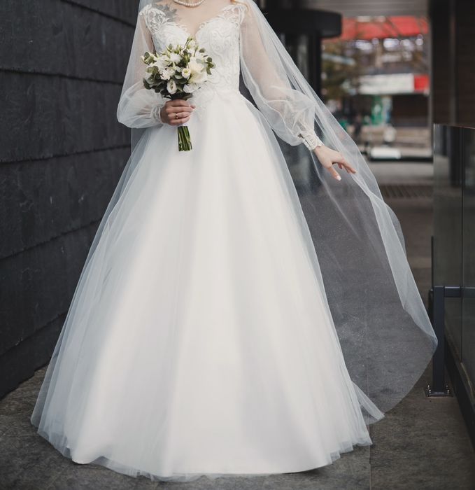 Свадебное платье 42-46 размер