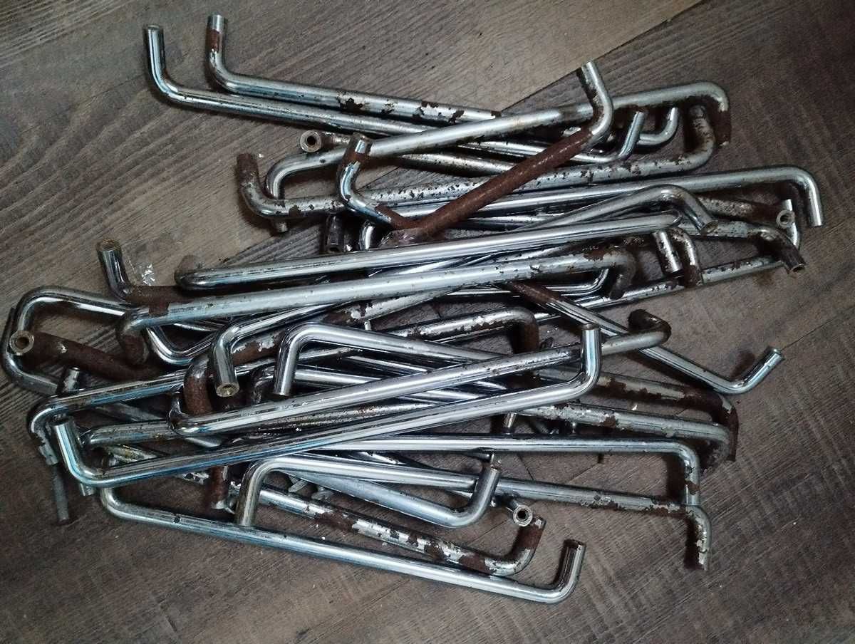 29 Puxadores de Metal (Usados)