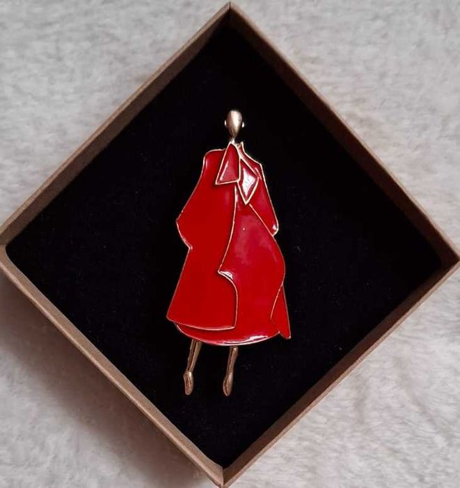 Duża czerwona broszka 7 cm nowa złota elegancka High Fashion
