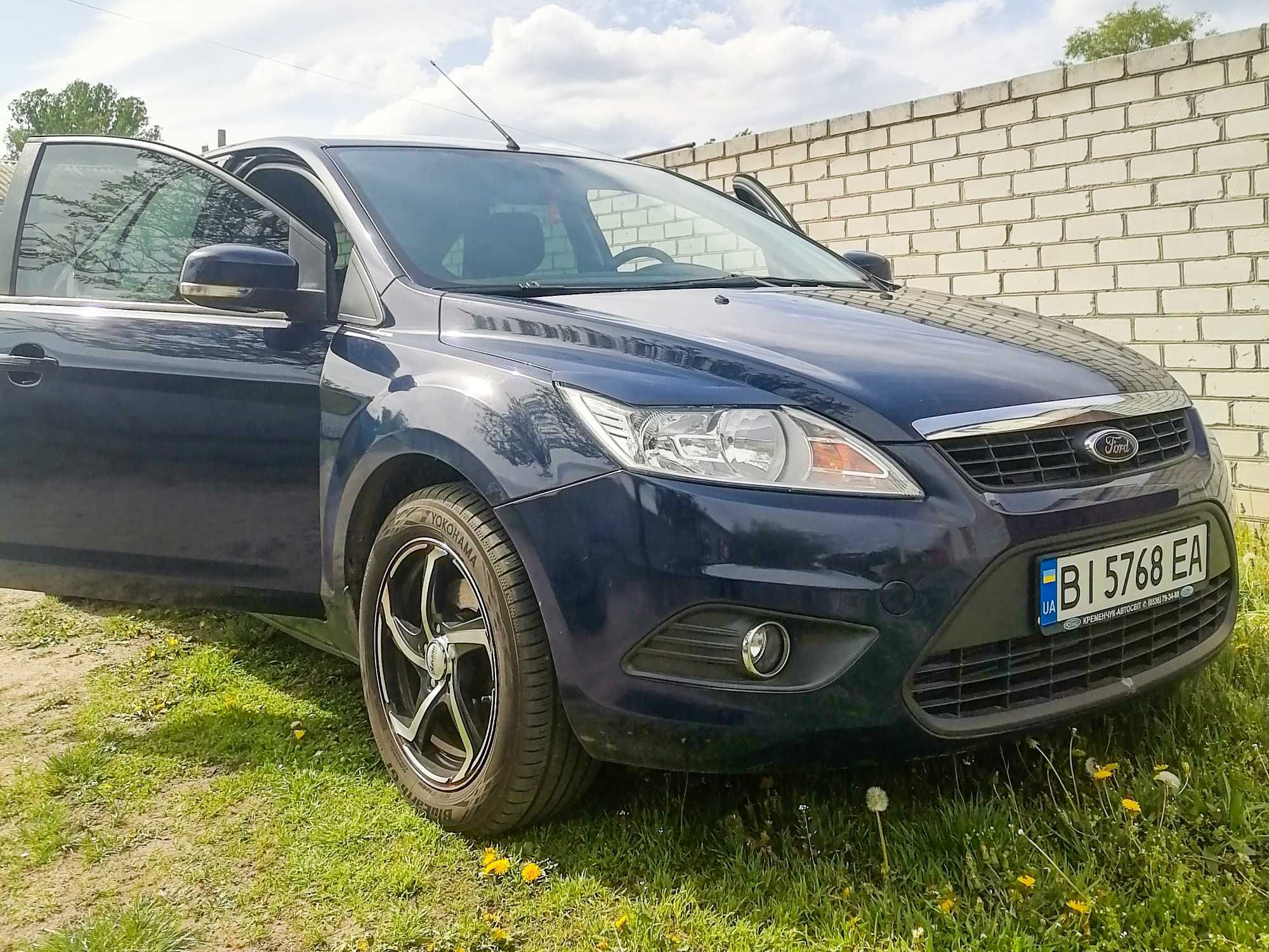 Ford Focus 2010, 1.6 газ/бензин