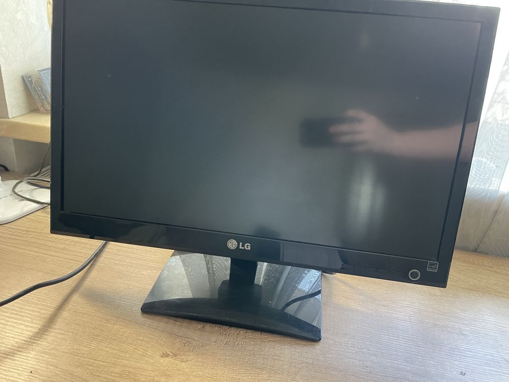 LG flatron d2342p