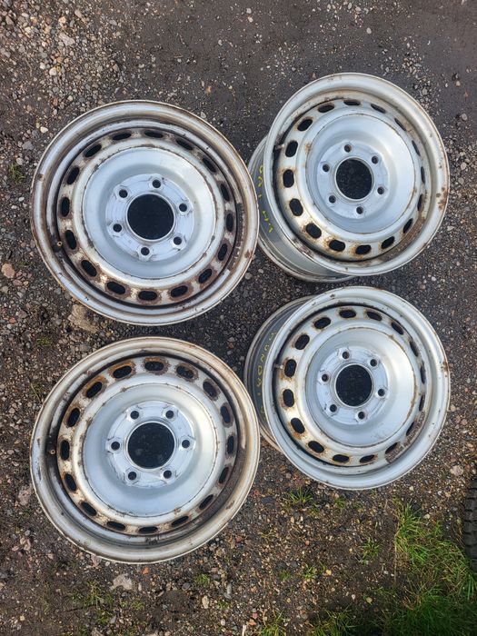 Felgi 16 Hyundai H1 TRAVELLER CARGO H300 Mitsubishi Kia 6x139,7 ET56