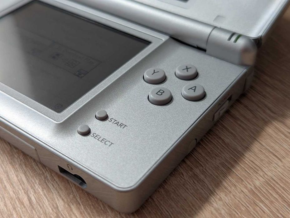 Nintendo DS Lite Silver