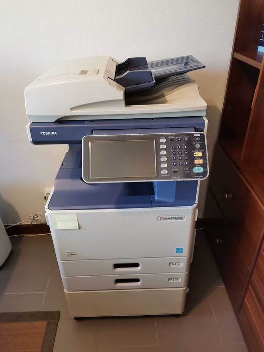 Impressora Multifunções Toshiba eStudio 2555cse