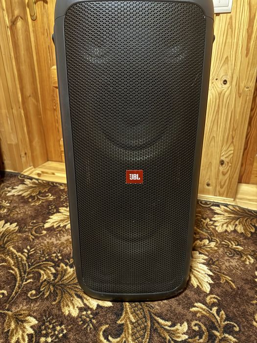 Аудіосистема JBL PartyBox 200