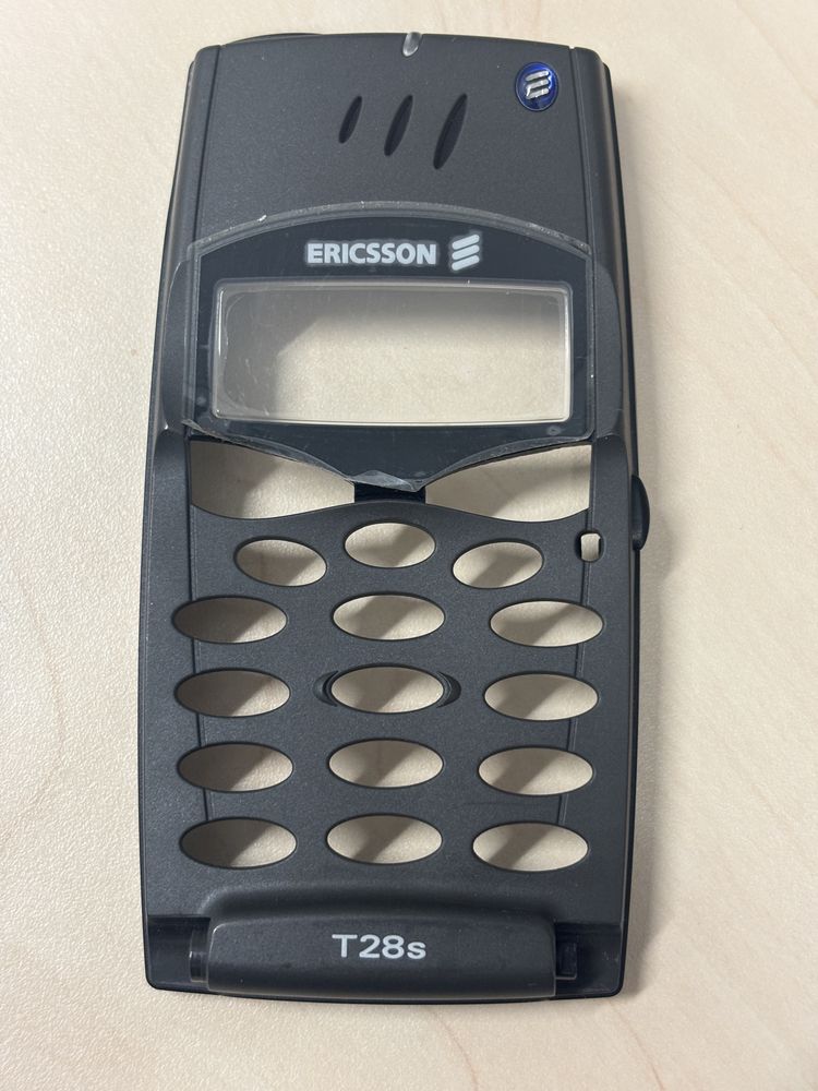Obudowa, klawiatura, złącze Ericsson T28s, nowe!