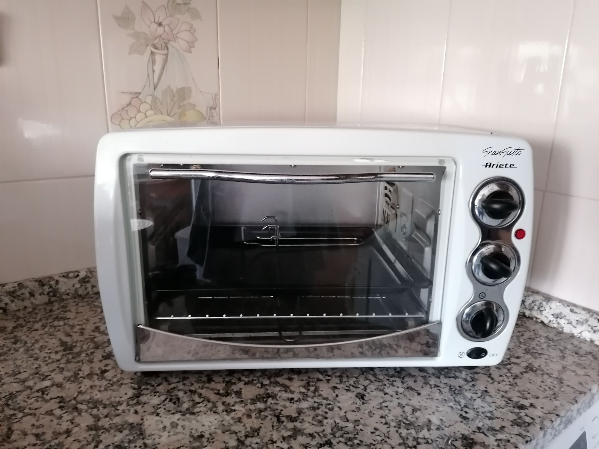 Mini-forno Ariete modelo Gran Gusto