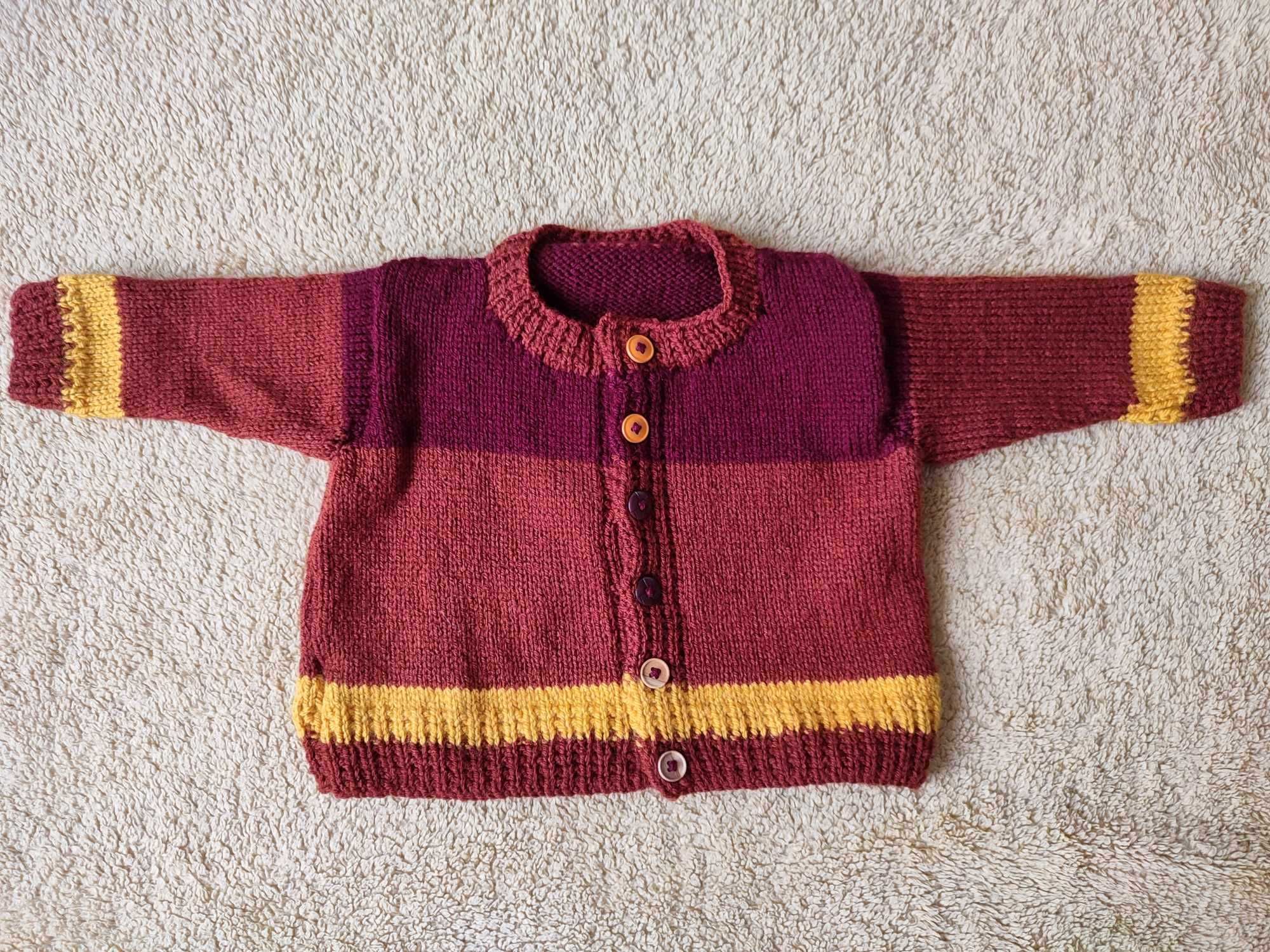 Uroczy sweterek wełniany hand made w paski r.80