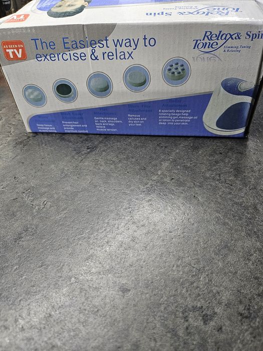 Masażer  z nakładkami