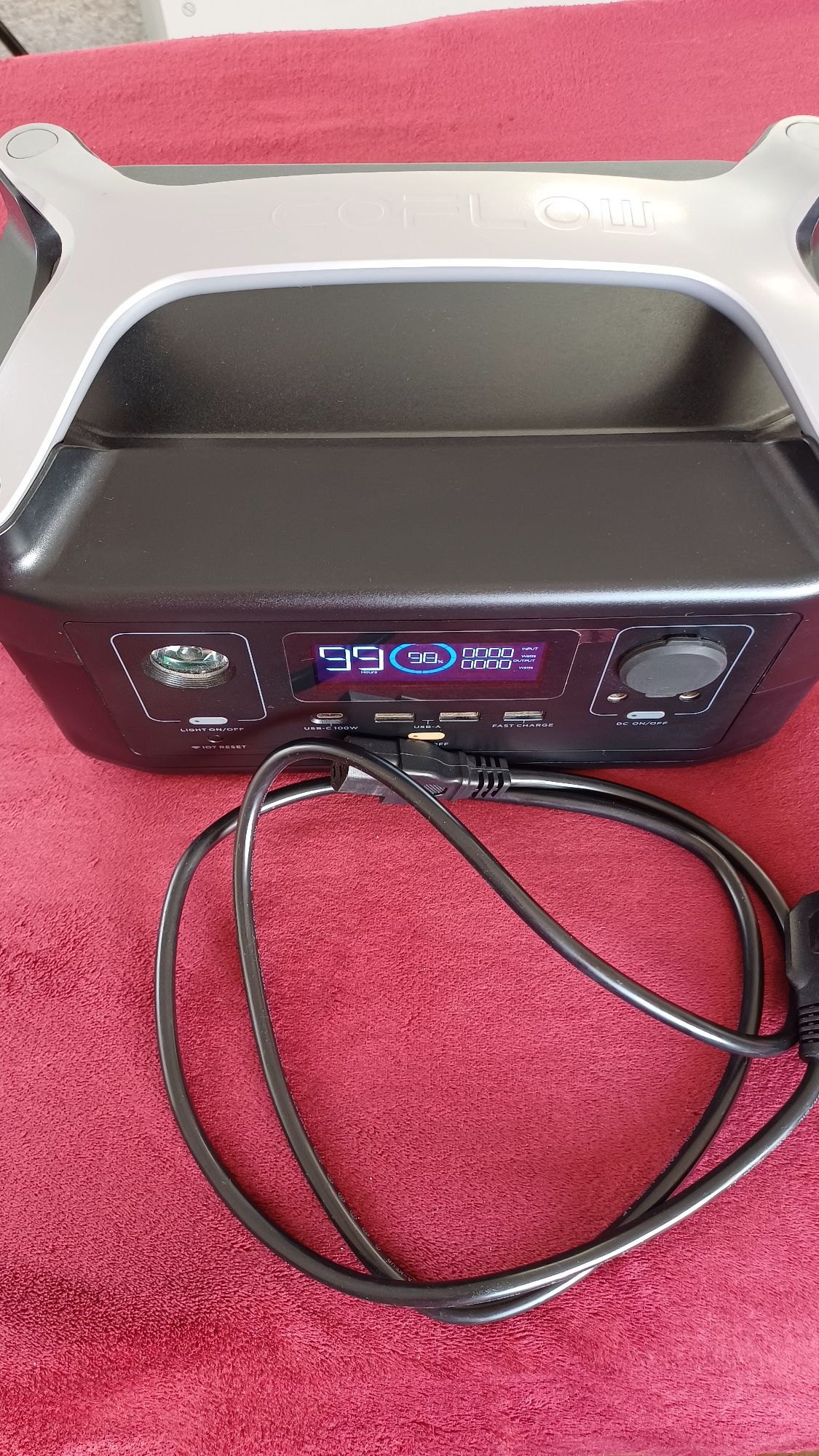 Зарядна станція Ecoflow River 600