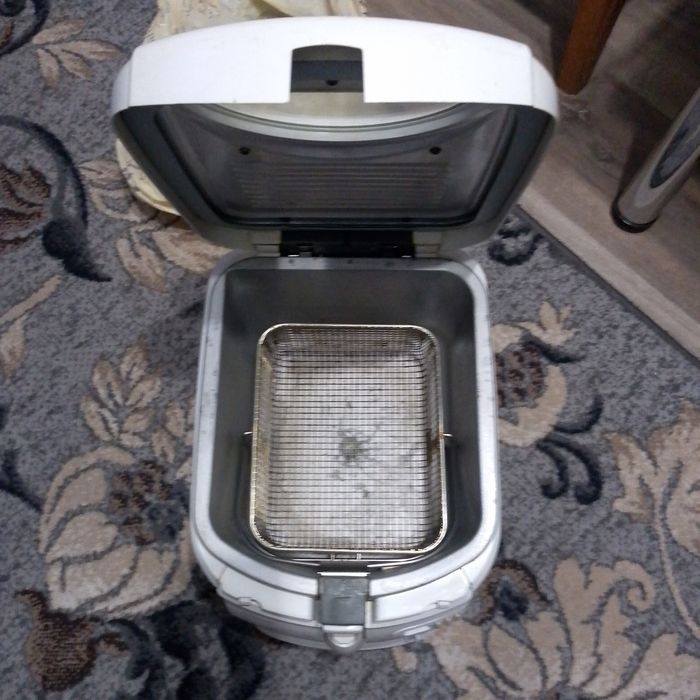 Продам фритюрницю Kenwood