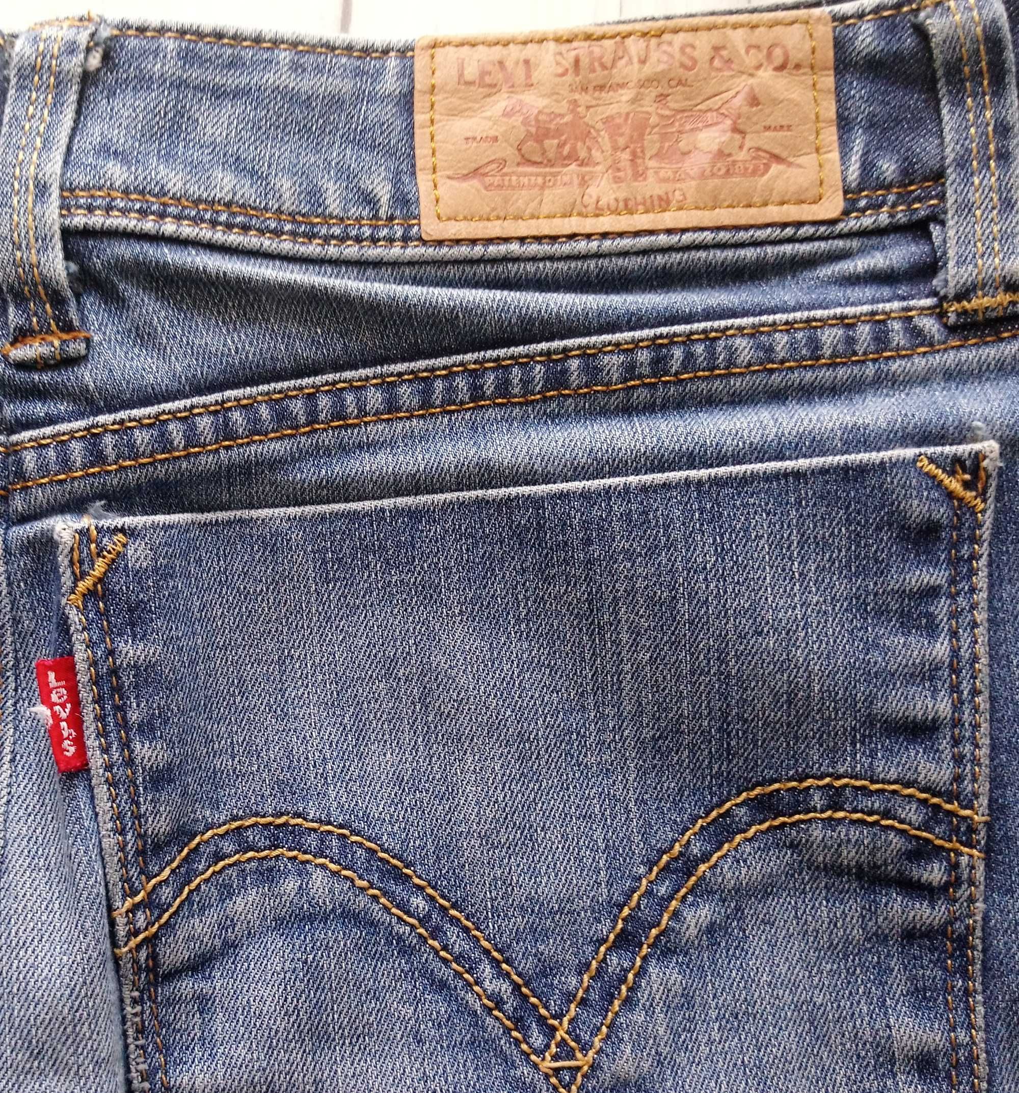 Piękna damska spódnica jeansowa LEVIS jeans rozmiar XL niebieska