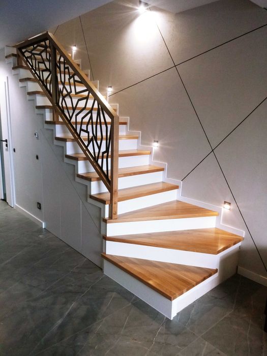 SCHODY dębowe wewnętrzne