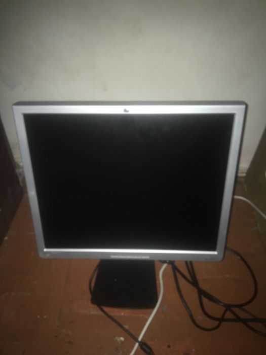 Монітор 19 дюймів 4:3