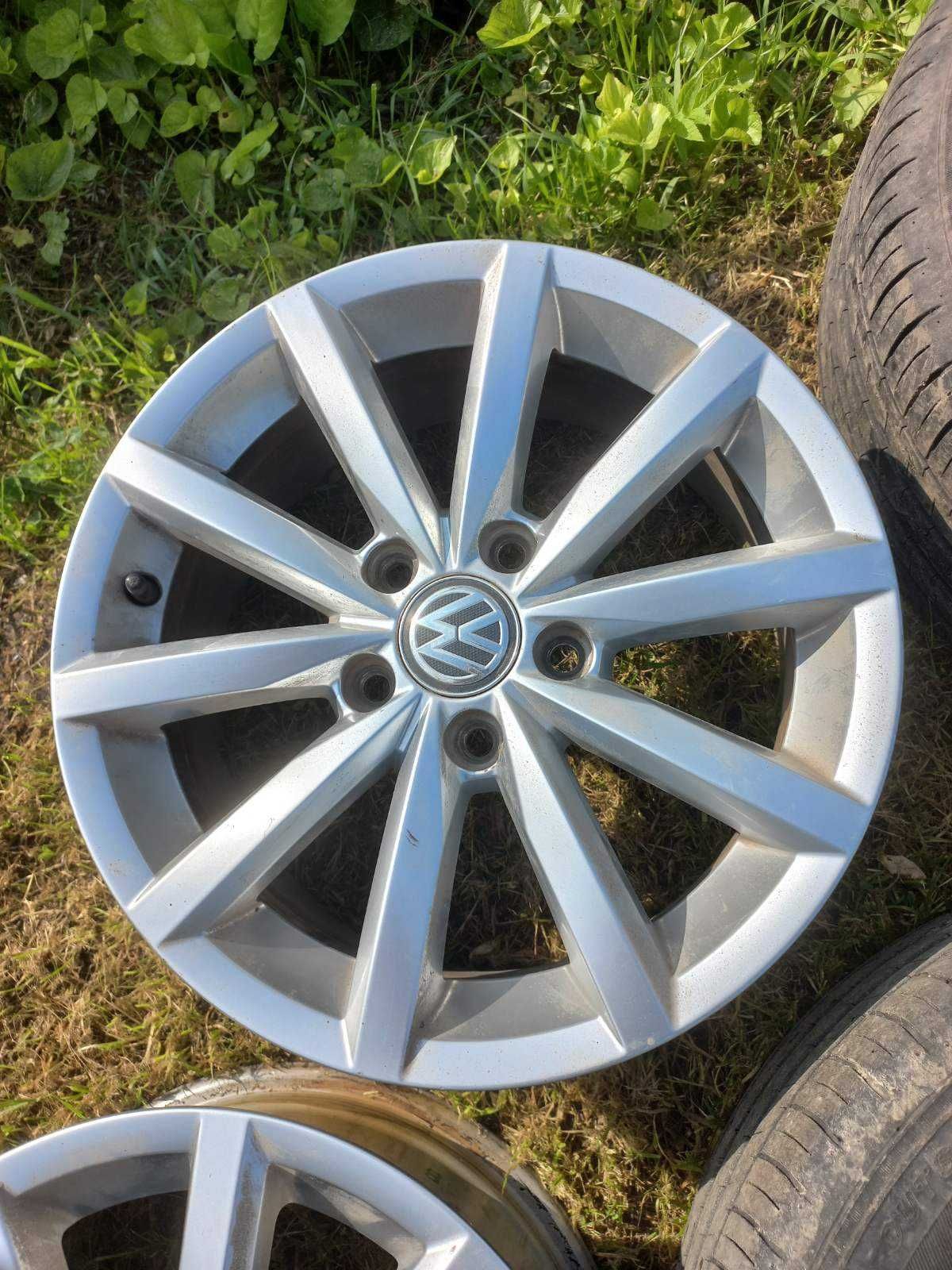 Диски титанові Volkswagen Golf 7 R-16