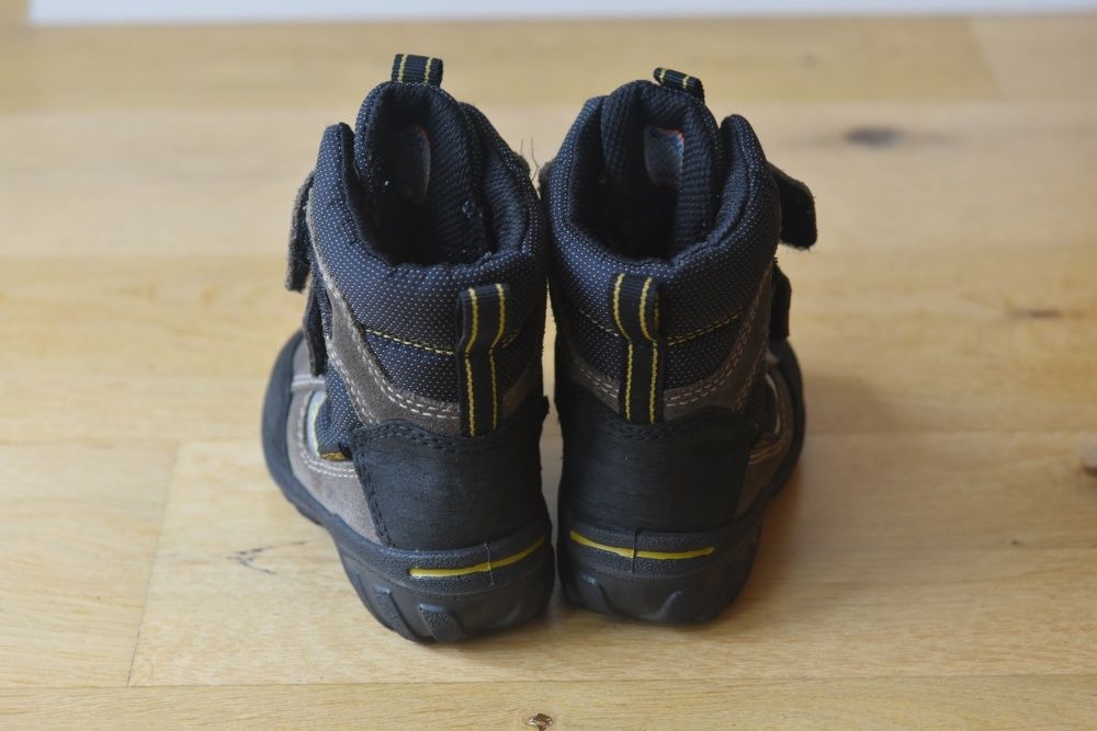 Dziecięce buty ECCO zimowe w idealnym stanie (rozmiar 20)