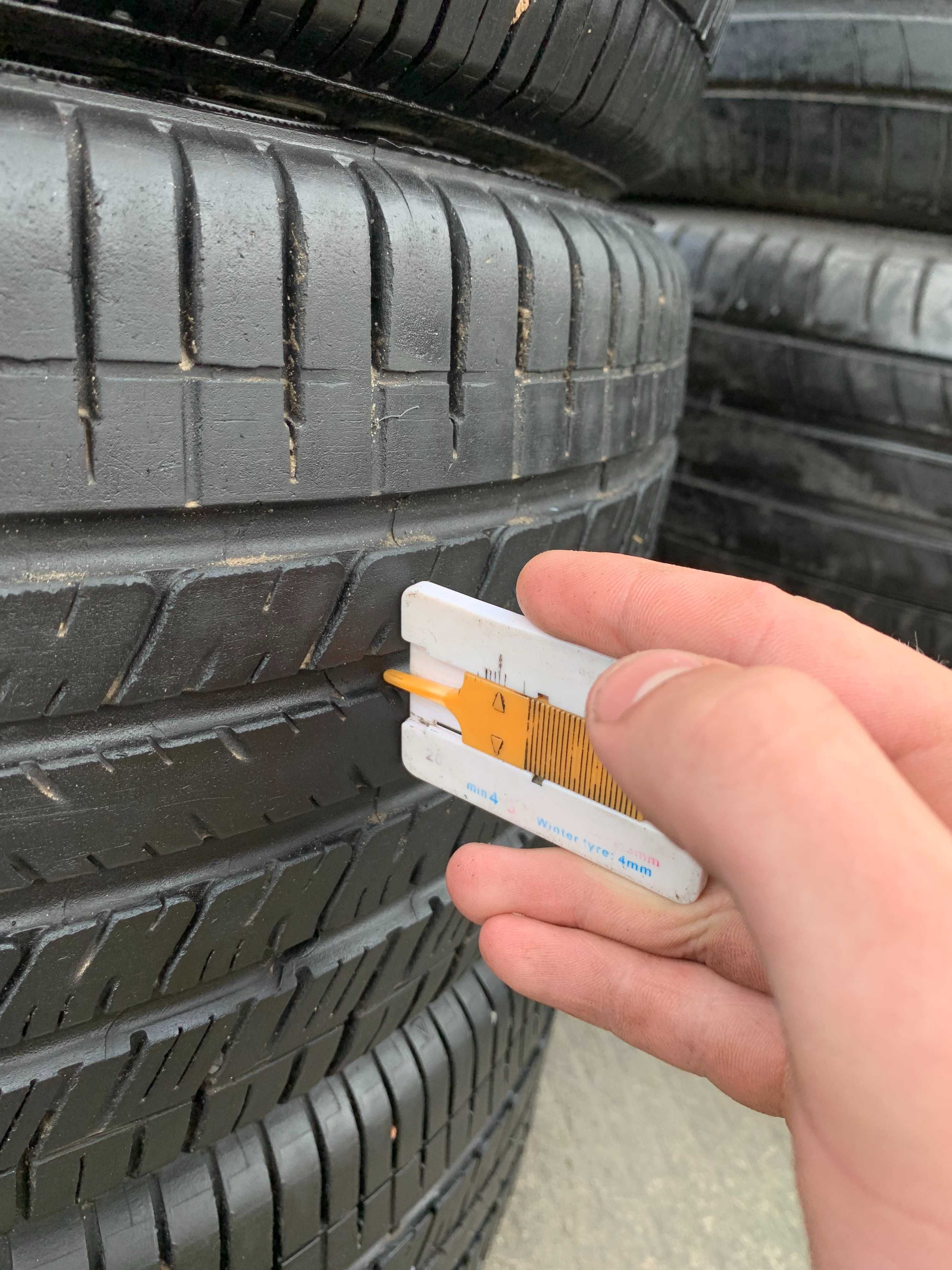 Шини 215/45/17 бу Goodyear комплект,резина R17