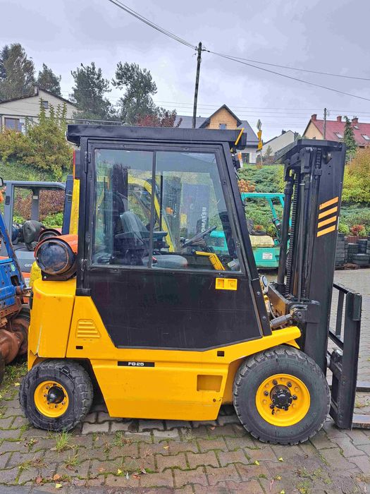 Wózek widłowy TCM FG25, Benz.-LPG, 2,5t, Triplex 4,8m, kabina, automat