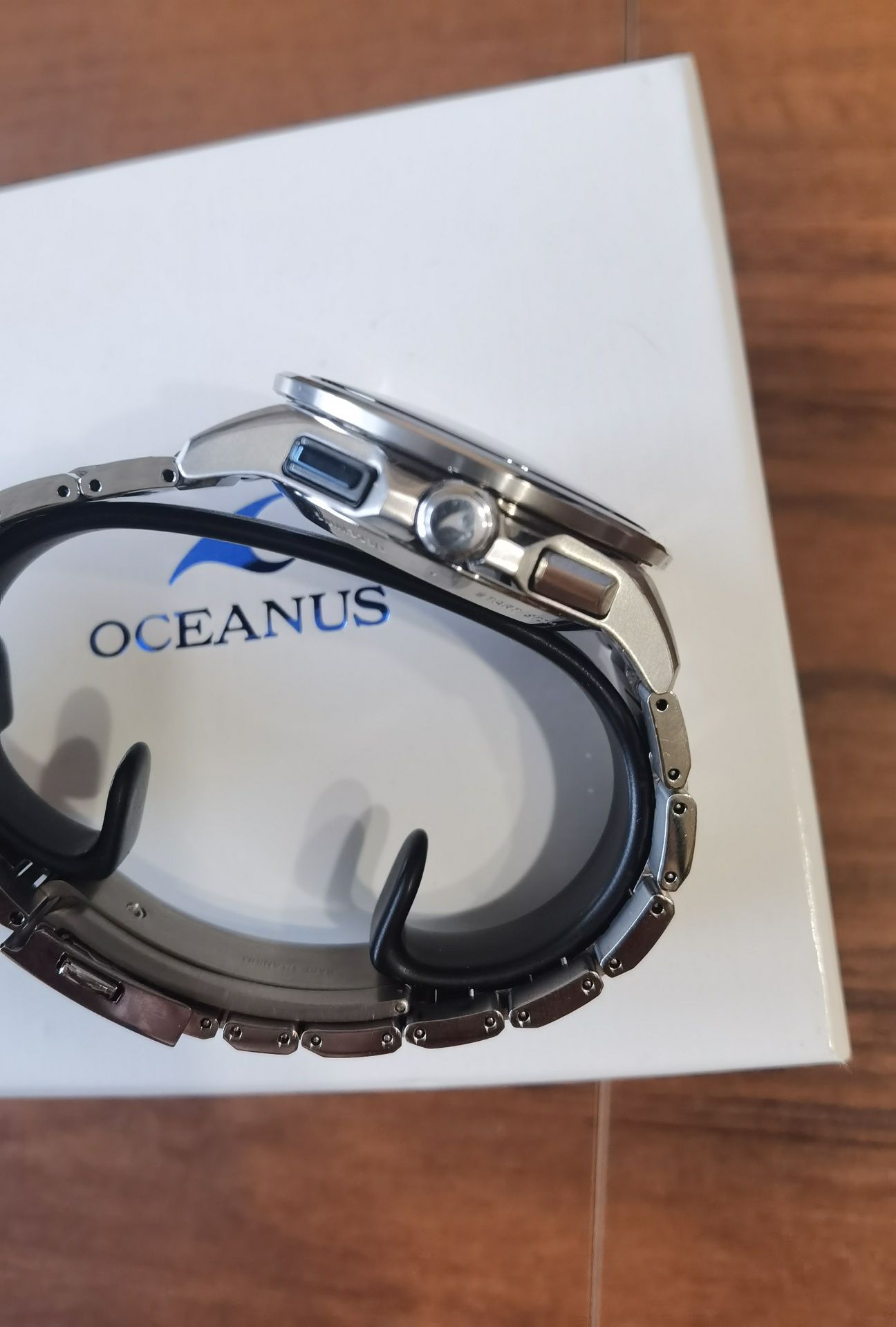 Casio Oceanus ocw G1100-1AJF