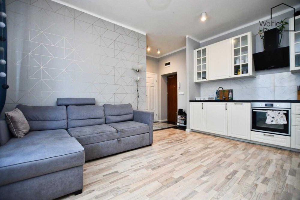 Mogilska | 2 POK. | Miejsce postojowe | ENG