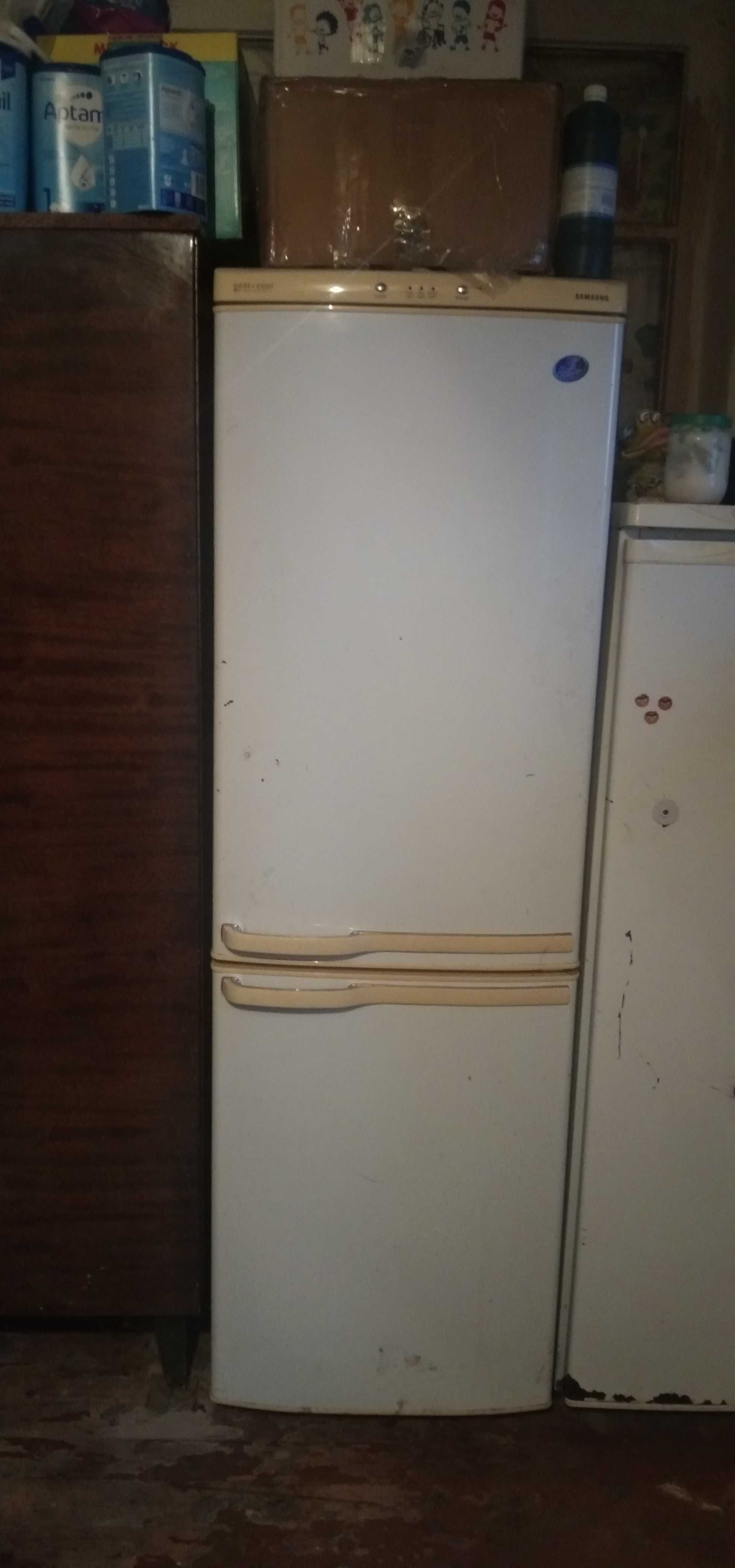 Продам холодильник Самсунг под ремонт или запчасти