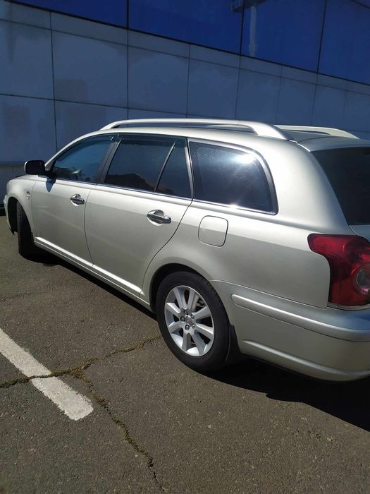 Продаю свое авто,Тойота Авенсис универсал2 поколения 2 дизель д 4 д дв