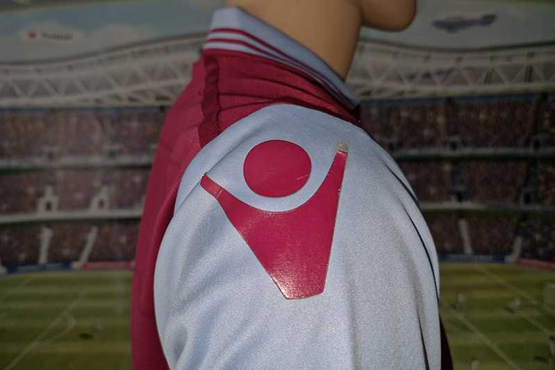 Aston Villa F.C. Macron MPerformanceSystem 2015-16 home size: XL-XXL