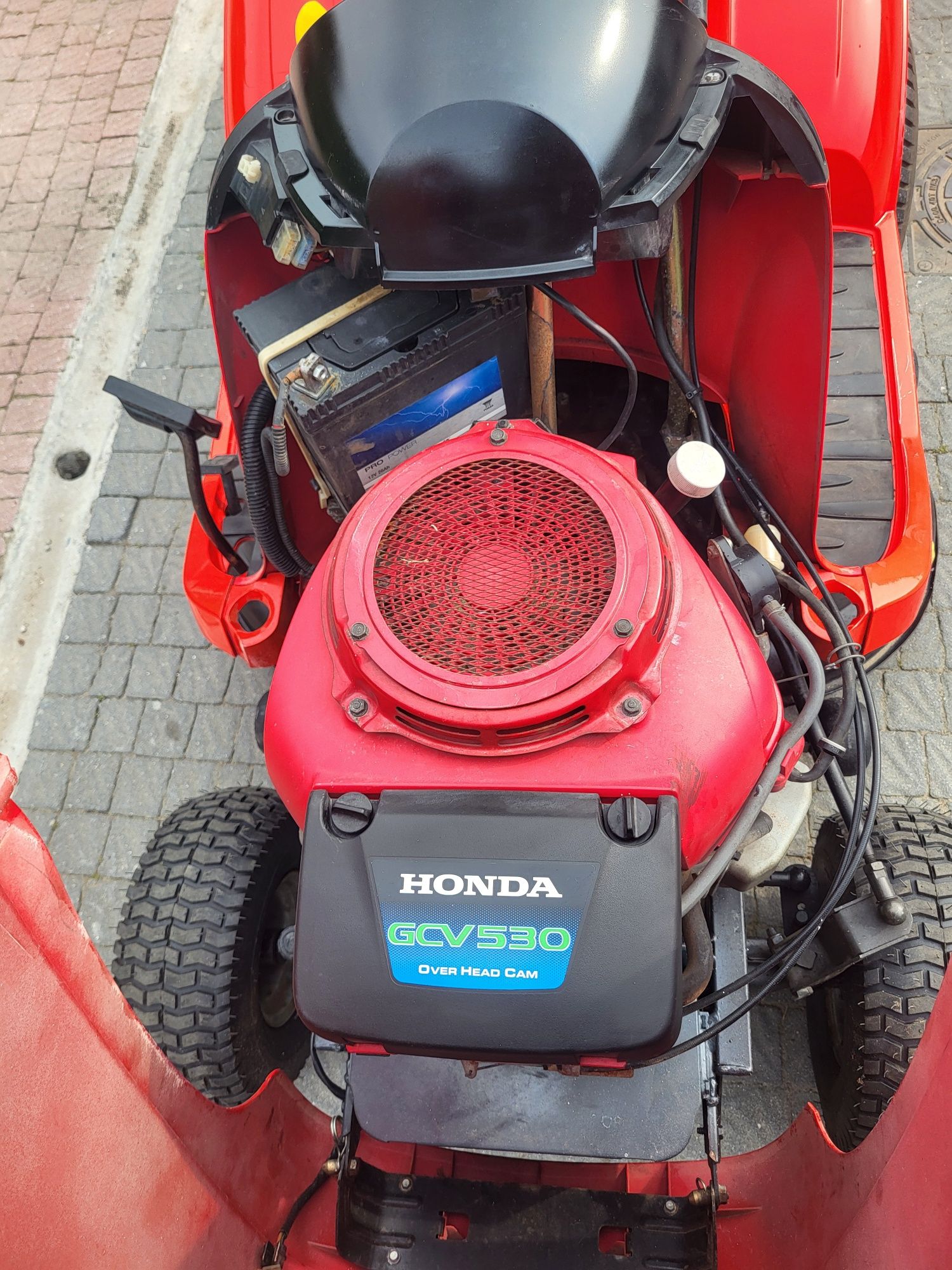 Traktorek kosiarka z koszem Honda 2417 pompa olejowa