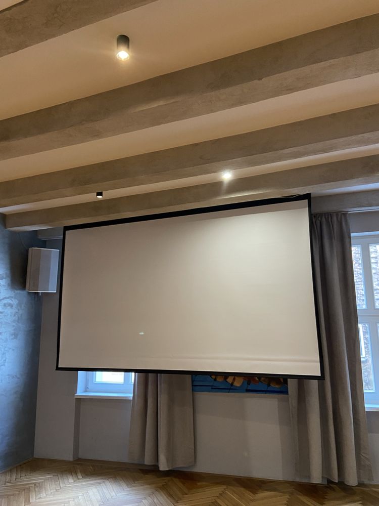 Wynajem sali 71m2 w centrum Poznania