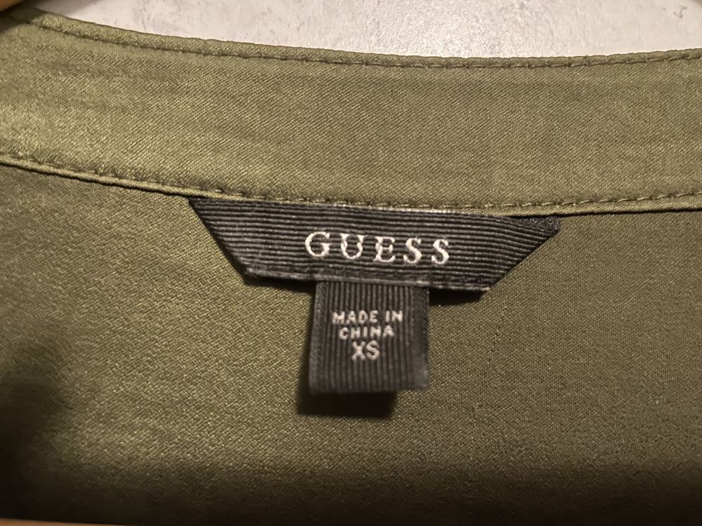 GUESS koszula zgniła zieleń rozmiar XS/34