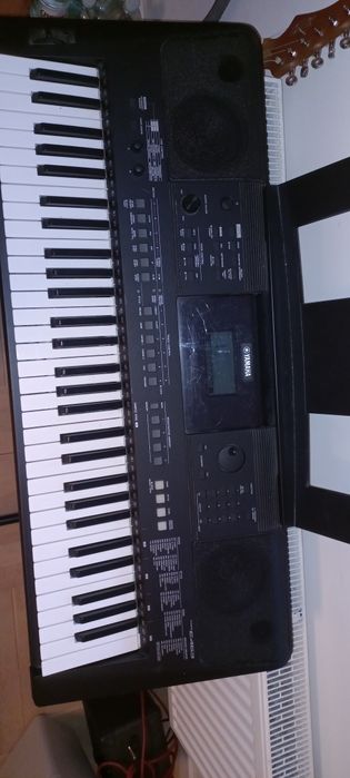 Keyboard Yamaha PSR E463