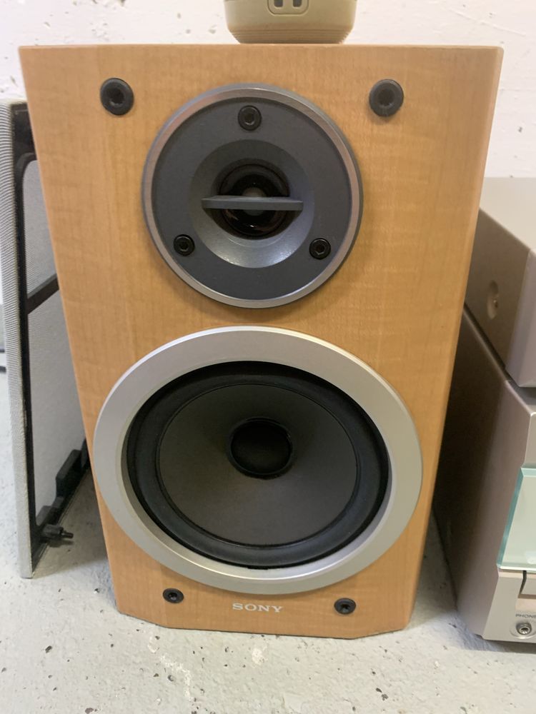 SONY model NO. HCD-MD373