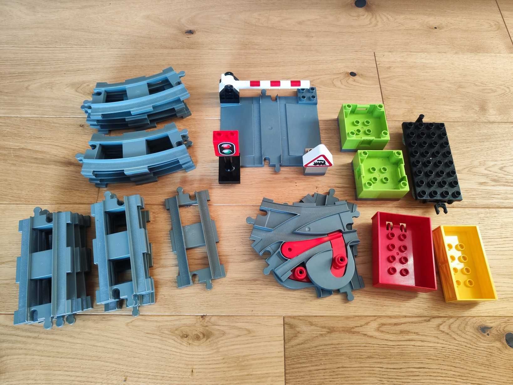 LEGO DUPLO 10507 Mój pierwszy pociąg + 10508 Pociąg - Zestaw Deluxe