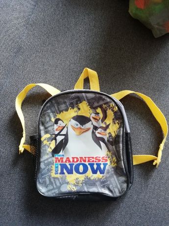 Plecak dla przedszkolaka z pingwinami.