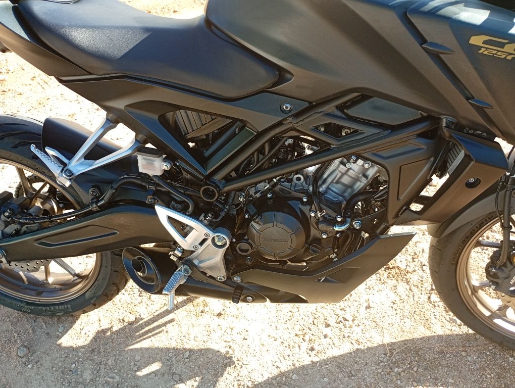 HONDA CB125R de 2021