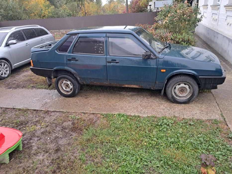 ВАЗ 21099 1999 1.5 газ/бензин