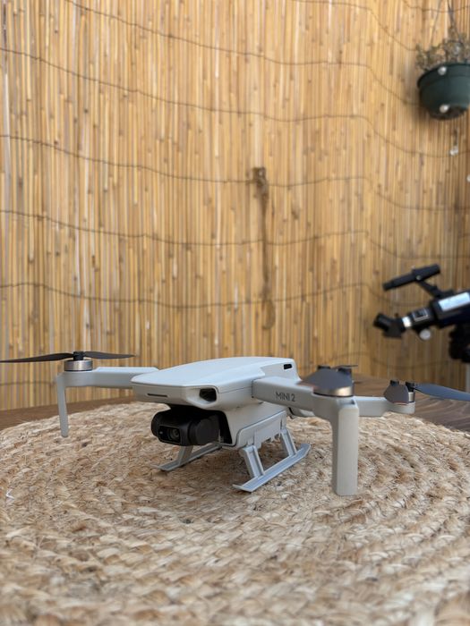 DJI Mini 2 Drone – Como Novo + Suporte de Aterragem