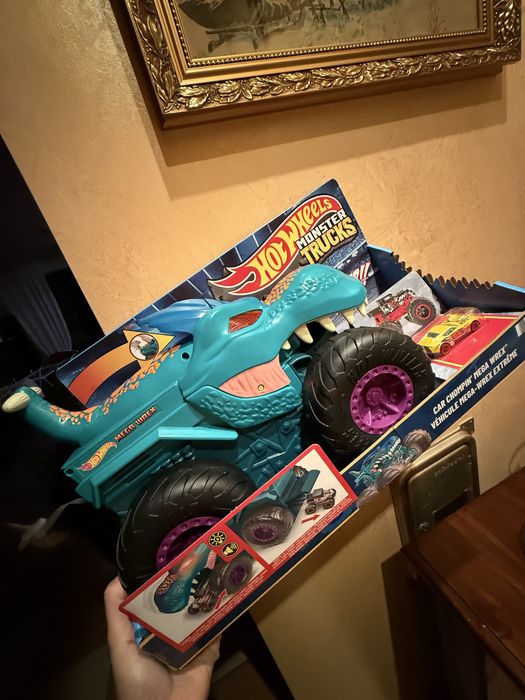 Nowy Mega Wrex Hot Wheels