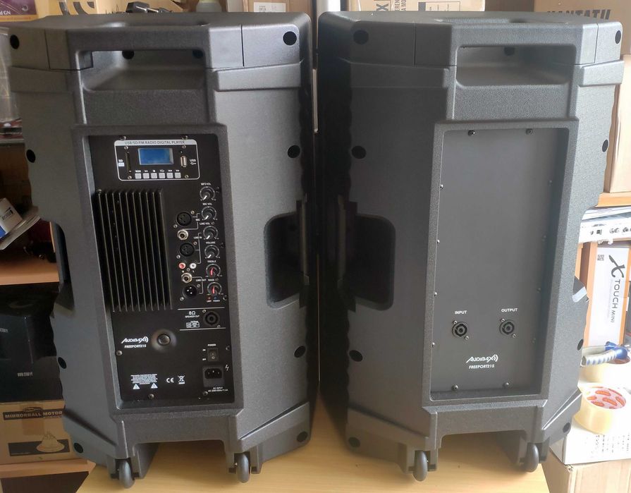 Conjunto colunas grandes Bluetooth, MP3, etc novas garantia, fatura