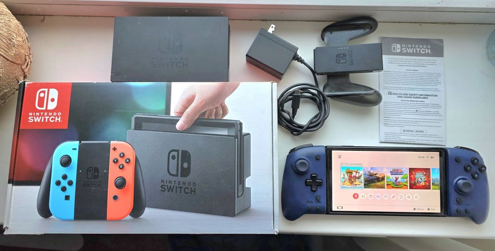 Nintendo Switch OLED, HORI стіки