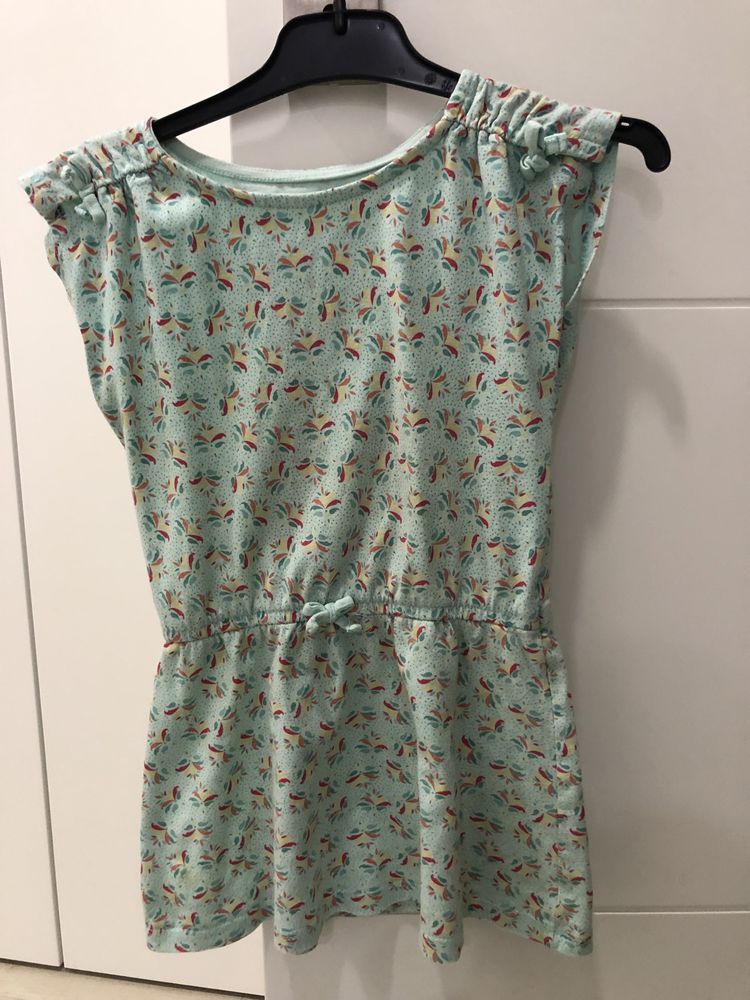 Lote de 8 pecas de roupa menina 3-4 anos