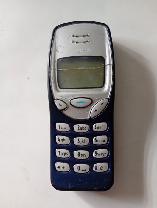Stare telefony komórkowe sprzedam!