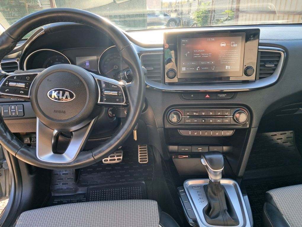 Продам Kia Ceed максимальный