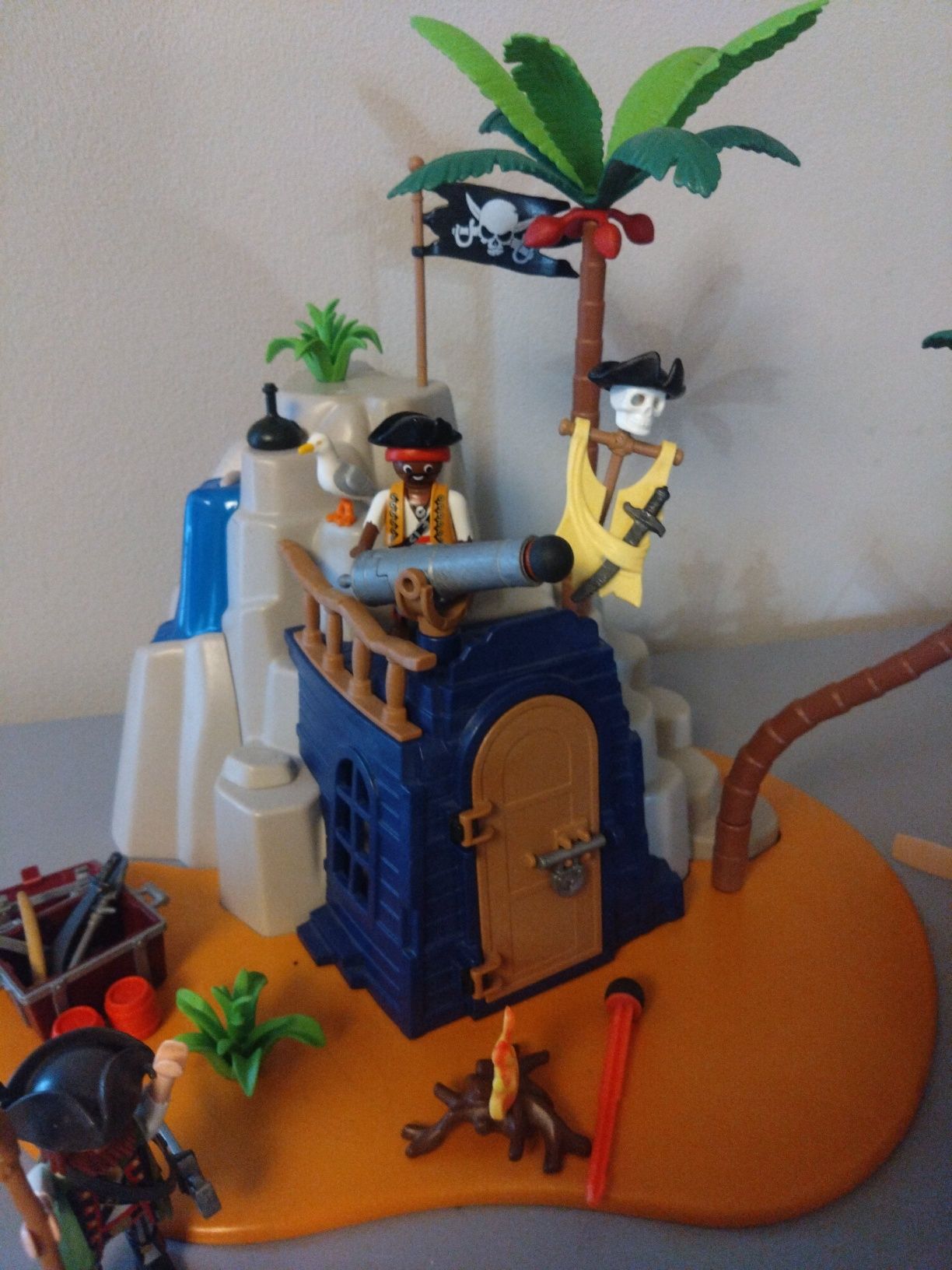 Playmobil Piraci 70556 Wyspa piratów ze skarbami