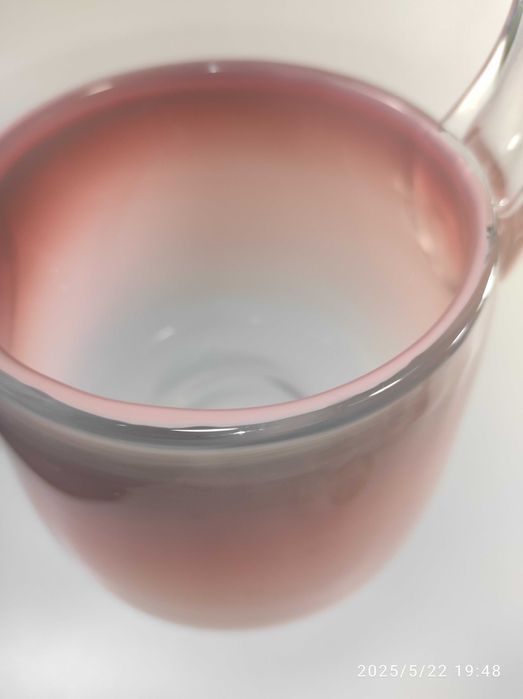 Koszyk szklany różowy świnkowy HS Tarnowiec Jerzy Słuczan Orkusz