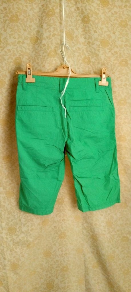 Spodenki dłuższe Benetton rozm. 164